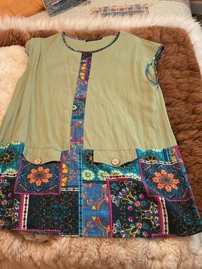 Women’s funky top